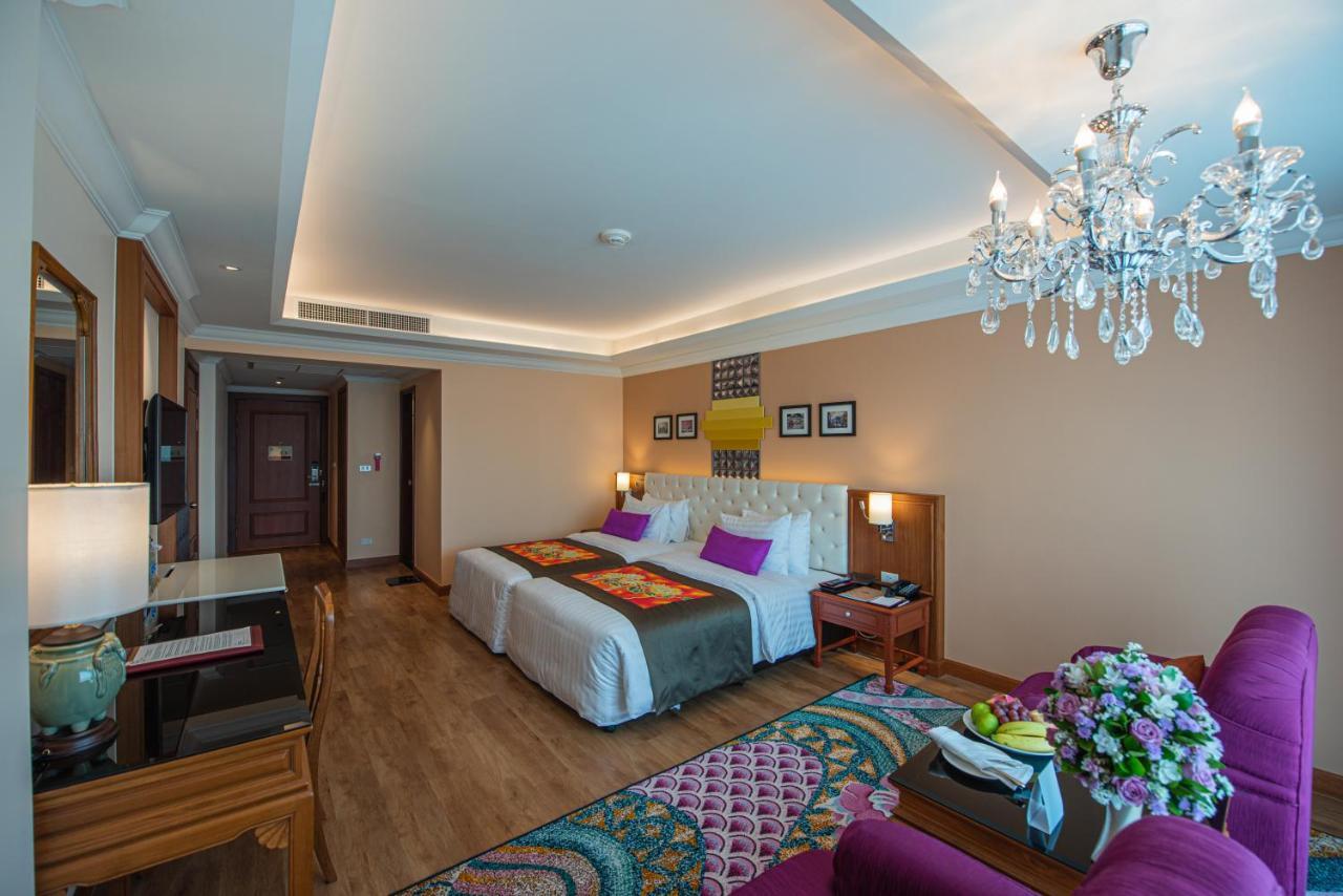 The Empress Premier Chiang Mai - Sha Extra Plus Exteriör bild Deluxe Room