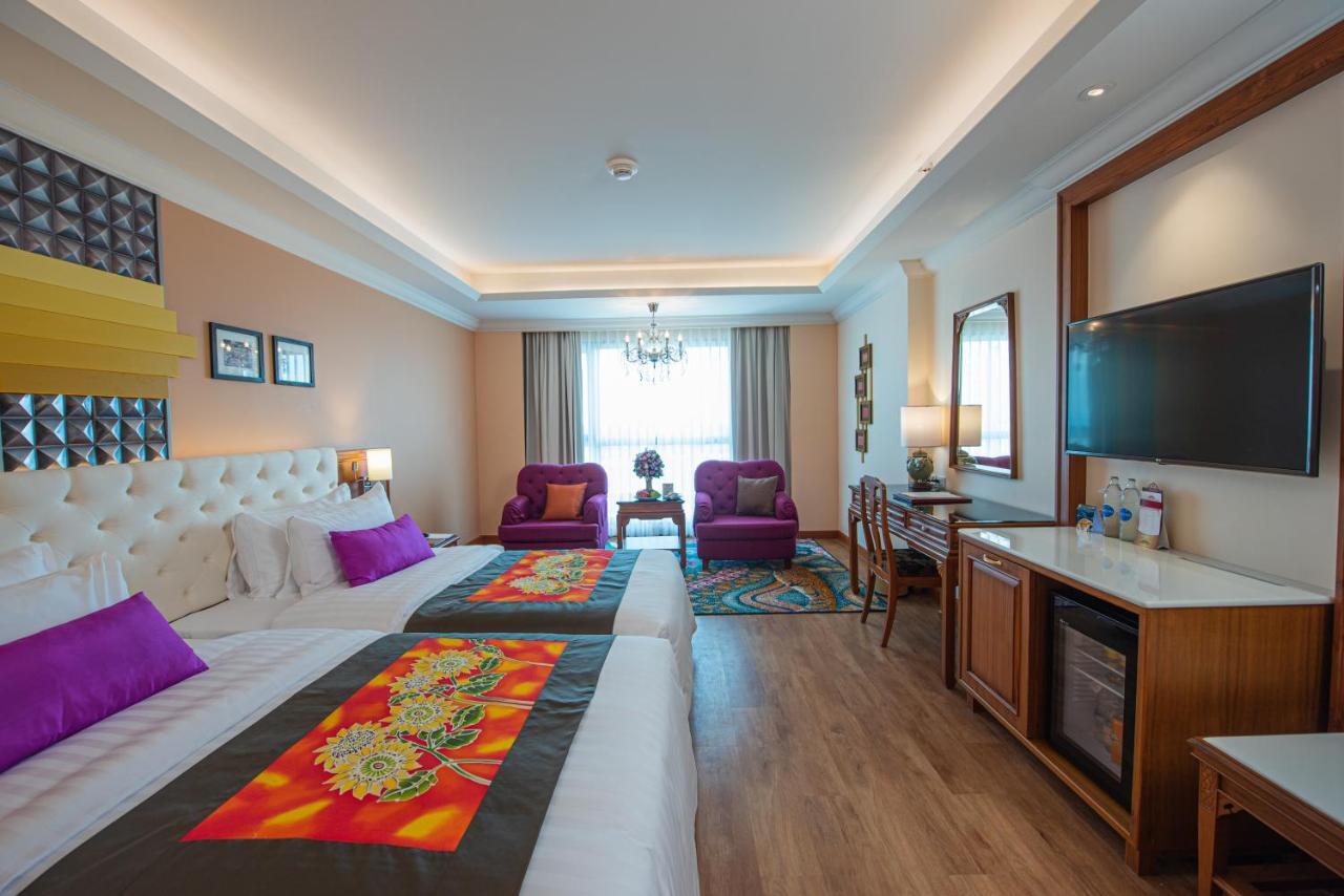 The Empress Premier Chiang Mai - Sha Extra Plus Exteriör bild Deluxe Room